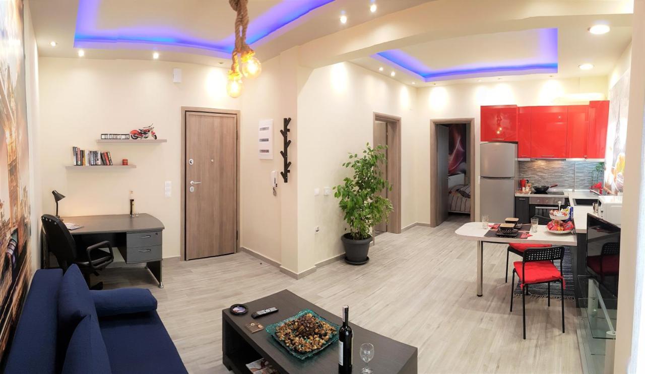 Betty'S Central Suite อเล็กซานโดรโพลิส ภายนอก รูปภาพ