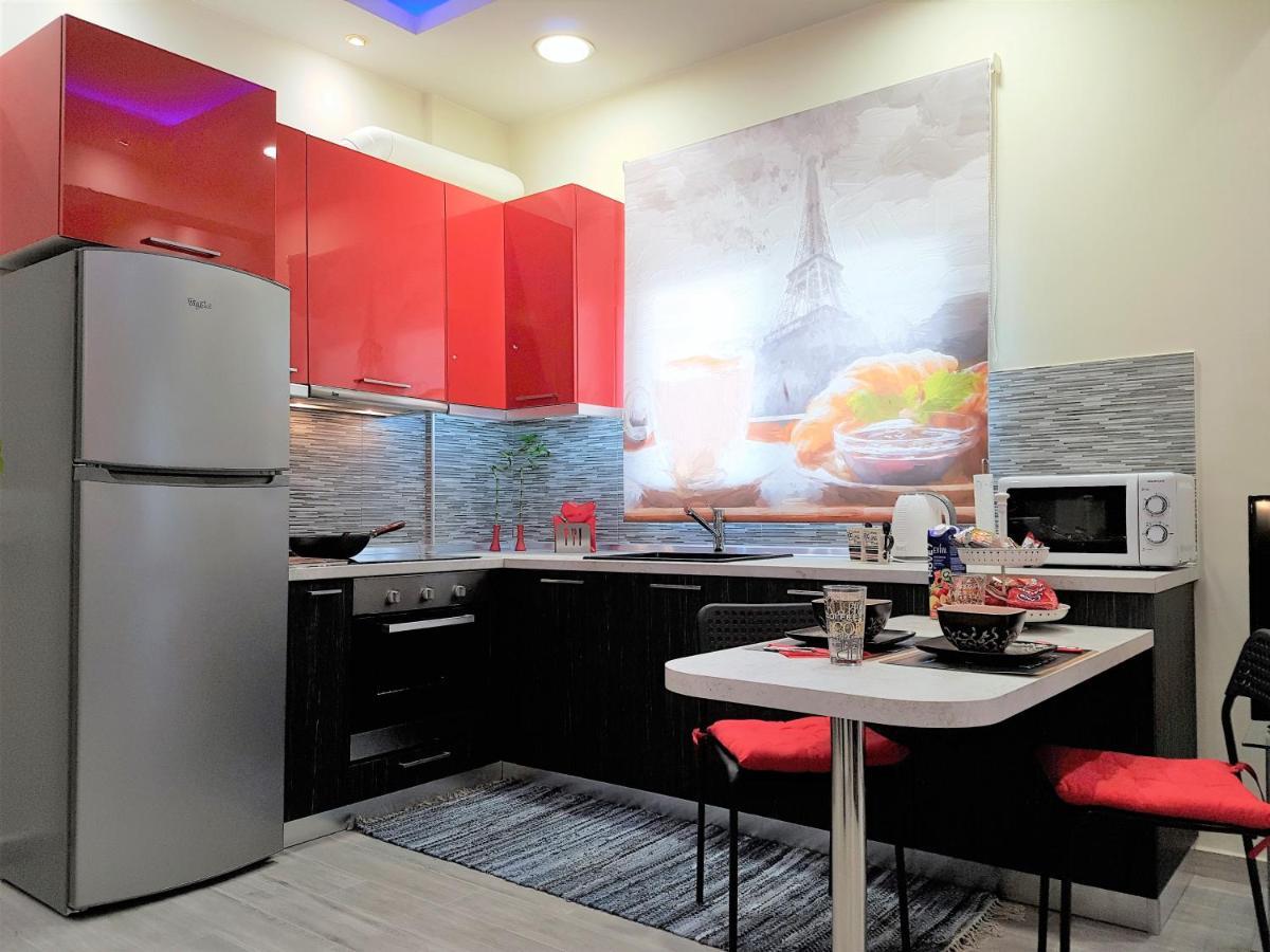 Betty'S Central Suite อเล็กซานโดรโพลิส ภายนอก รูปภาพ