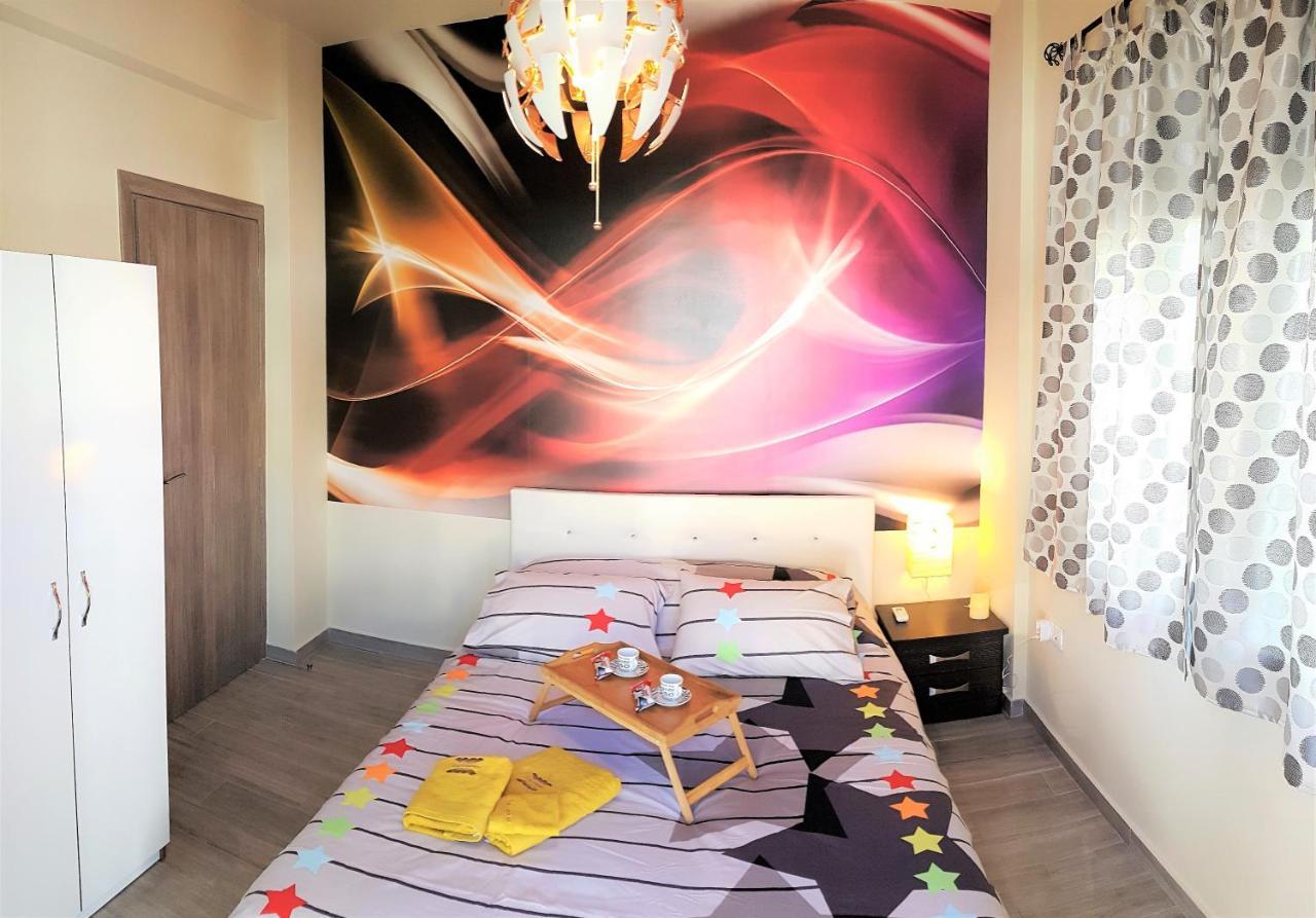 Betty'S Central Suite อเล็กซานโดรโพลิส ภายนอก รูปภาพ